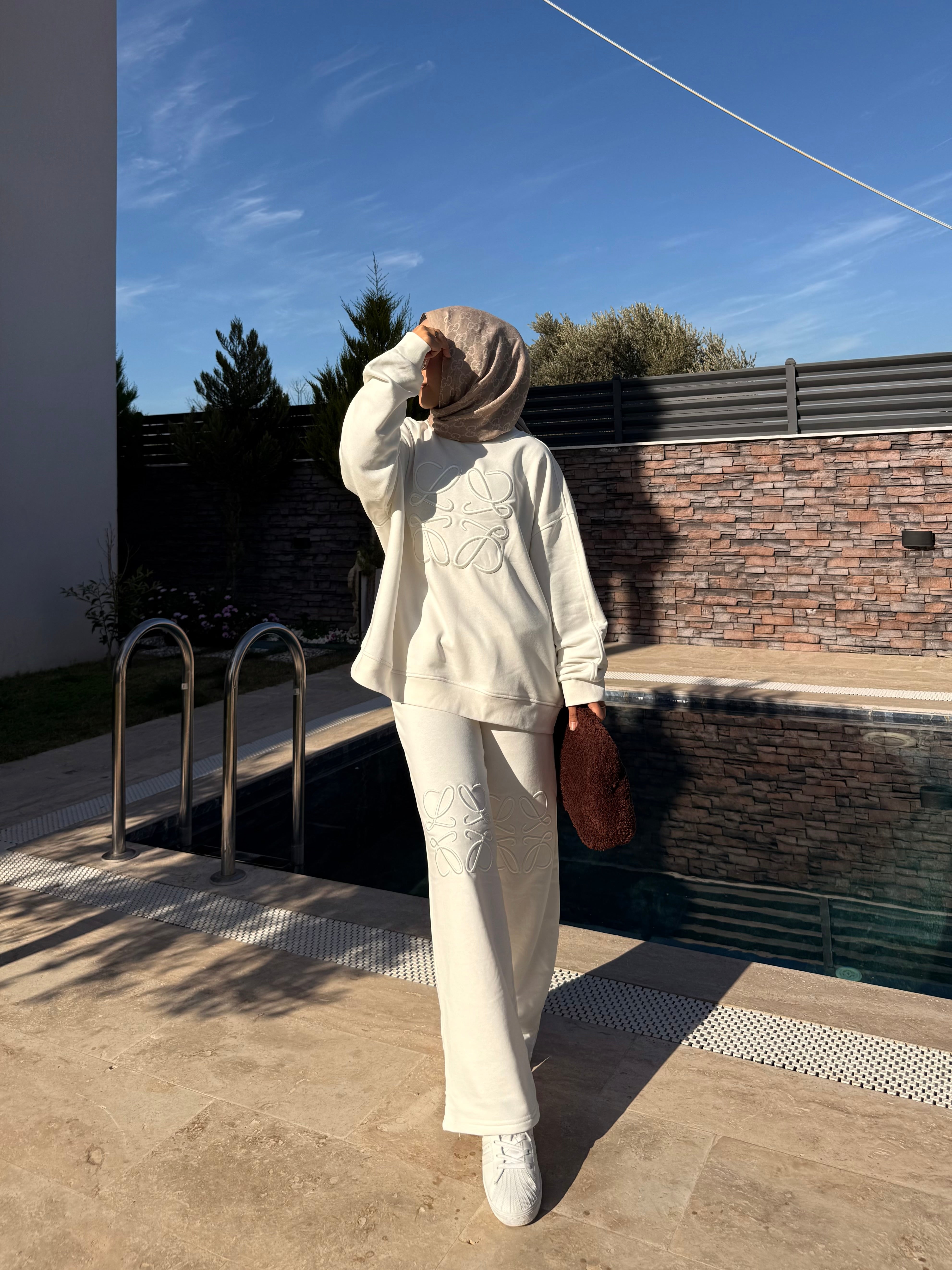 Lowe White- Eşofman Takımı