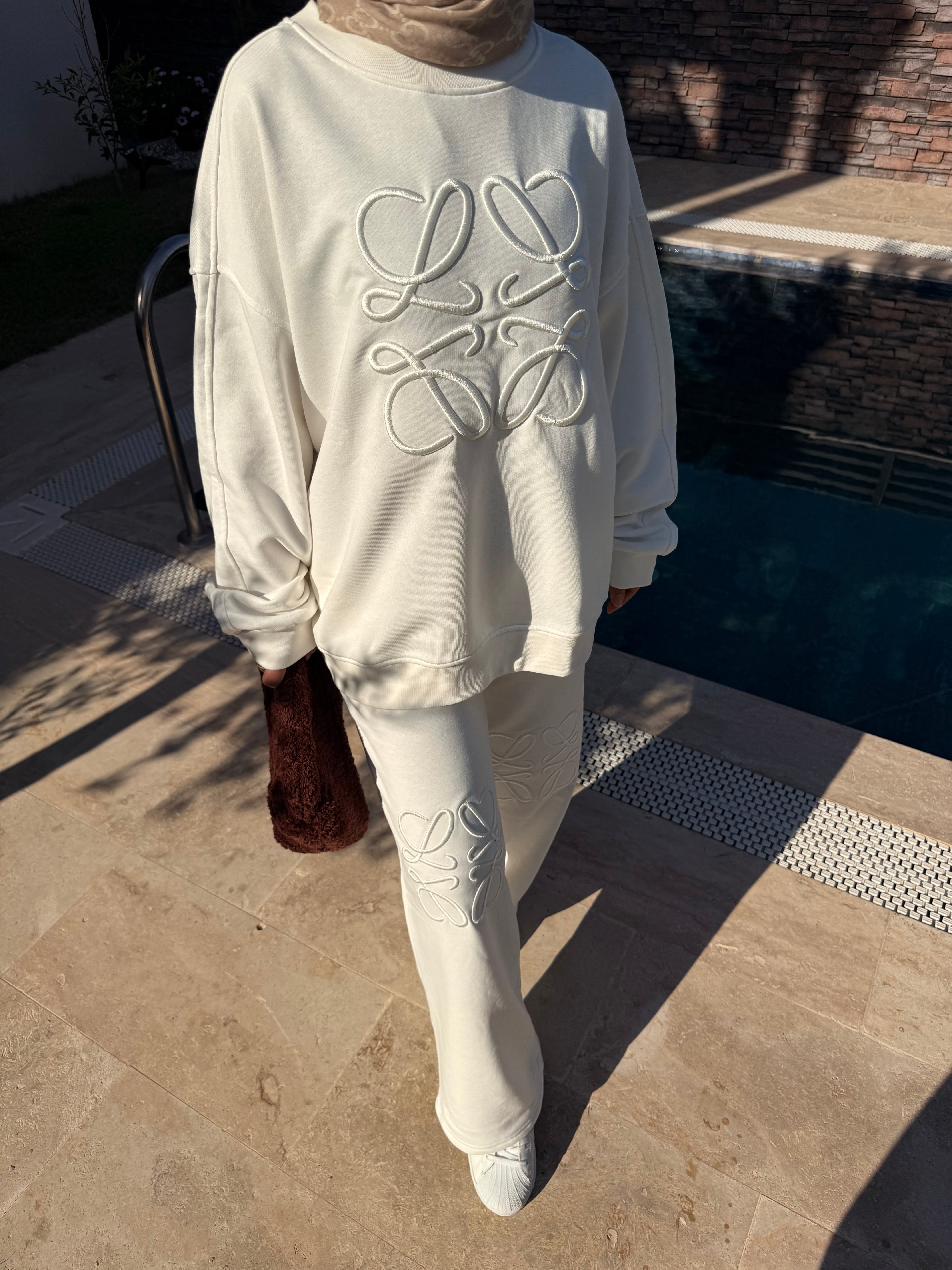 Lowe White- Eşofman Takımı