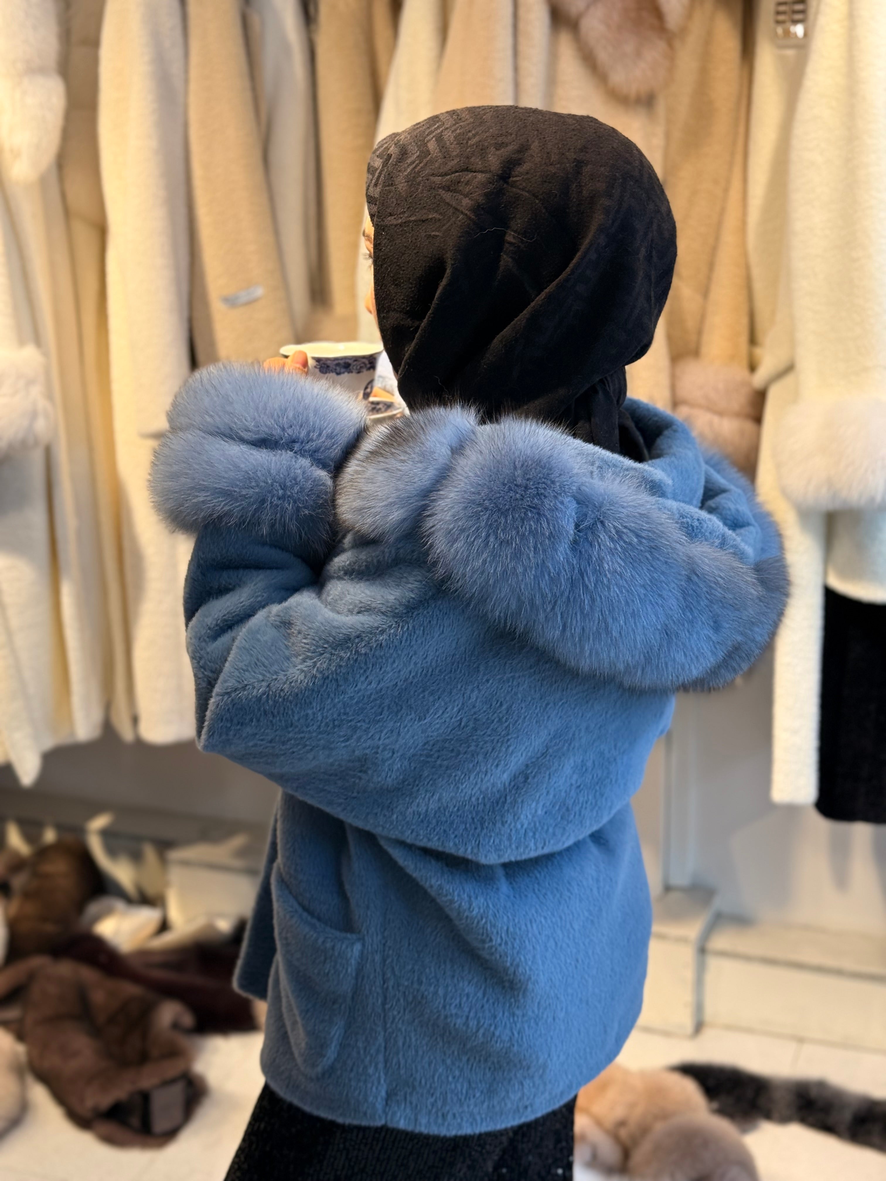 Azure Muse- Tüylü Kürk